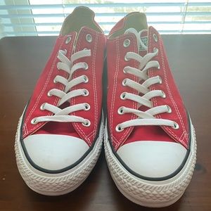 Red Men’s Converse Size 11
